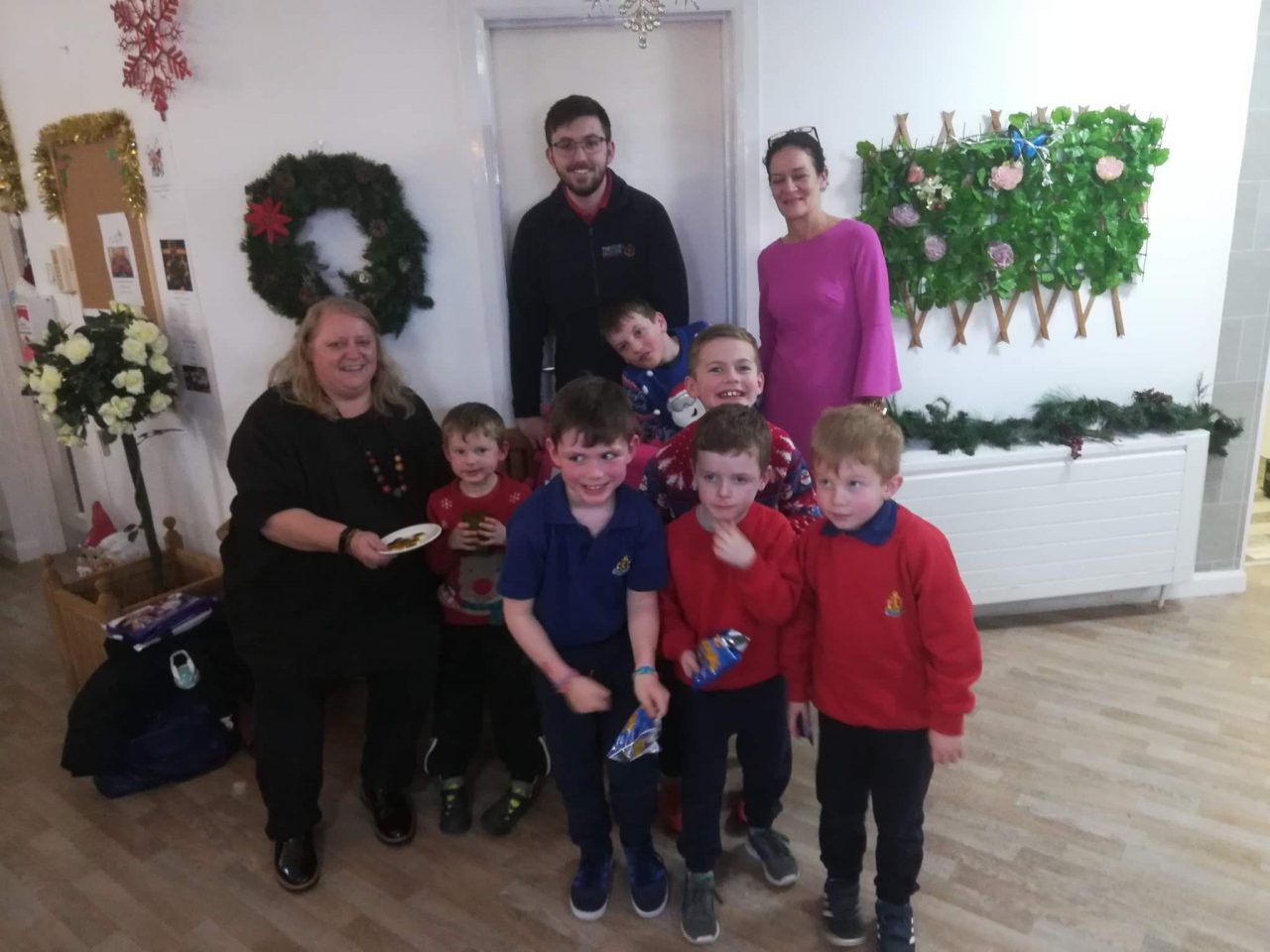 Anchor Boys make Christingles with friends at Sir Samuel Kelly – December 2019
